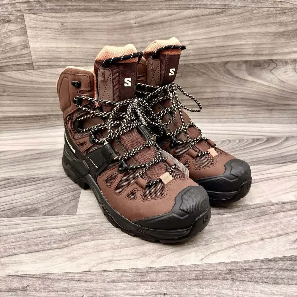 Salomon Quest 4 GTX Hiking Boots Men’s 8 / Women’s 9.5